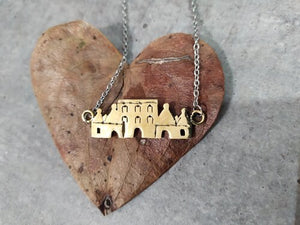 The Masseria Brass necklace by Krong Sor